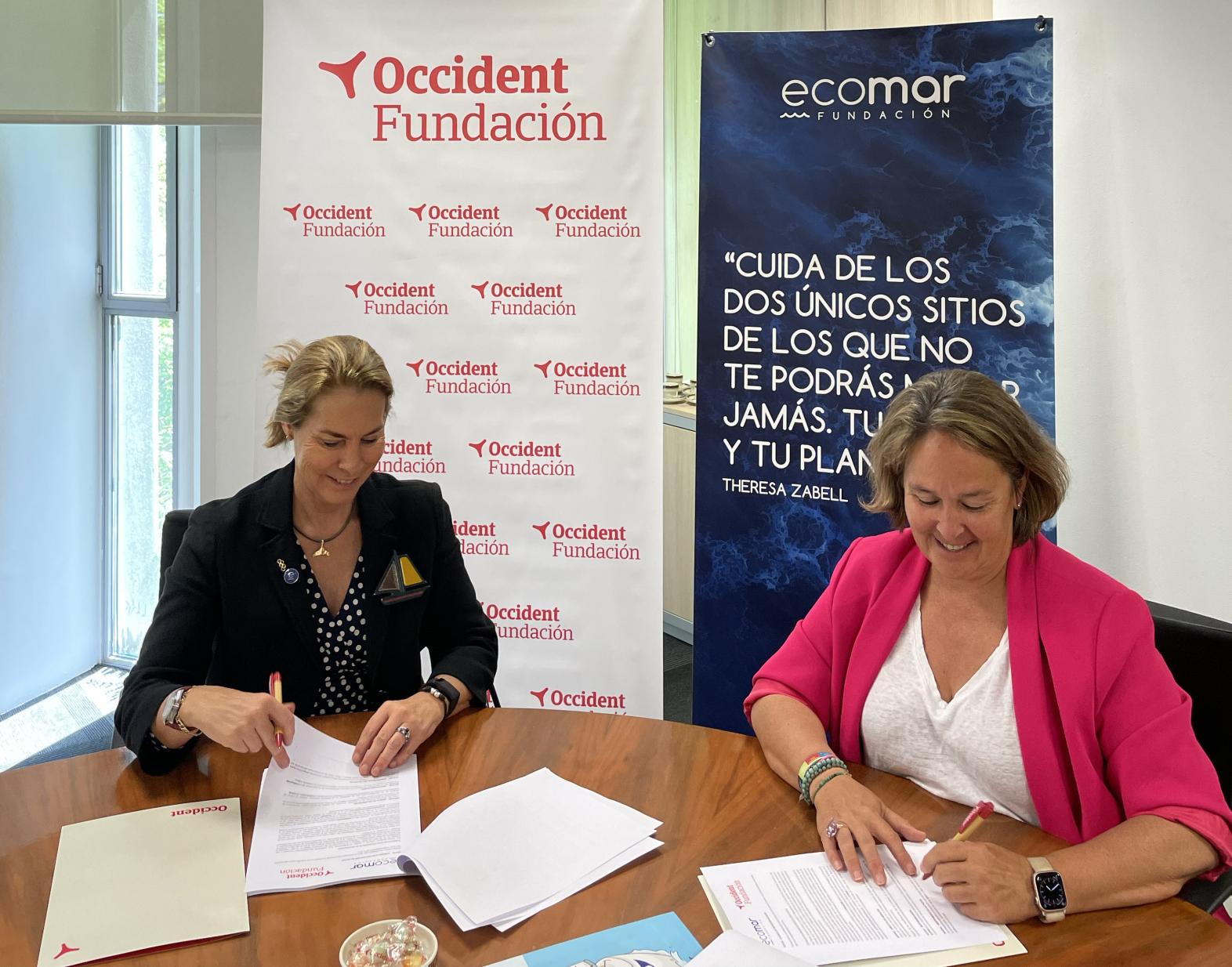 Theresa Zabell, presidenta de Fundación Ecomar, y Laura Halpern Serra, vicepresidenta de Fundación Occident.